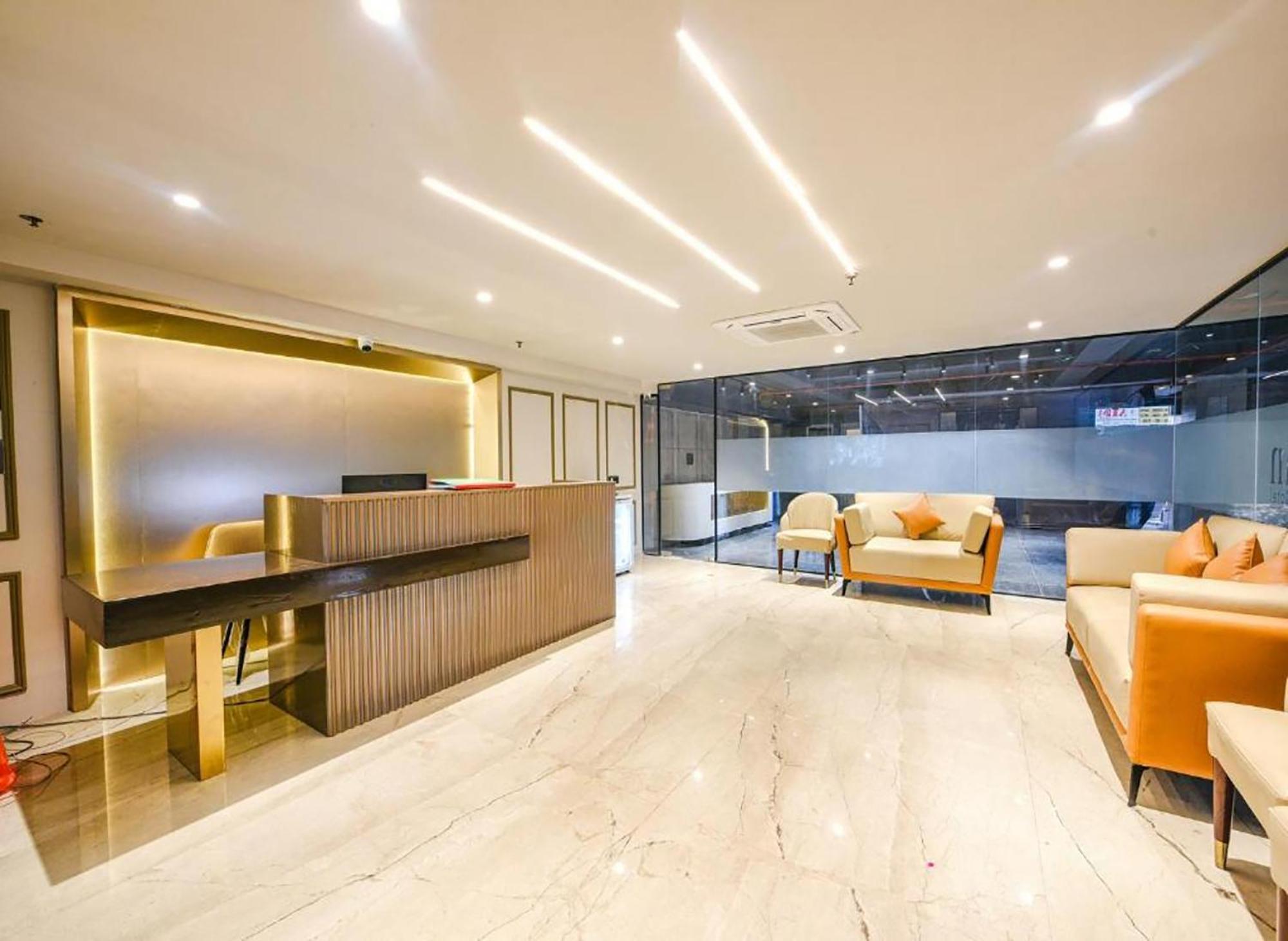 Hotel Cullinan By Qotel Janakpuri Delhi  Exterior photo